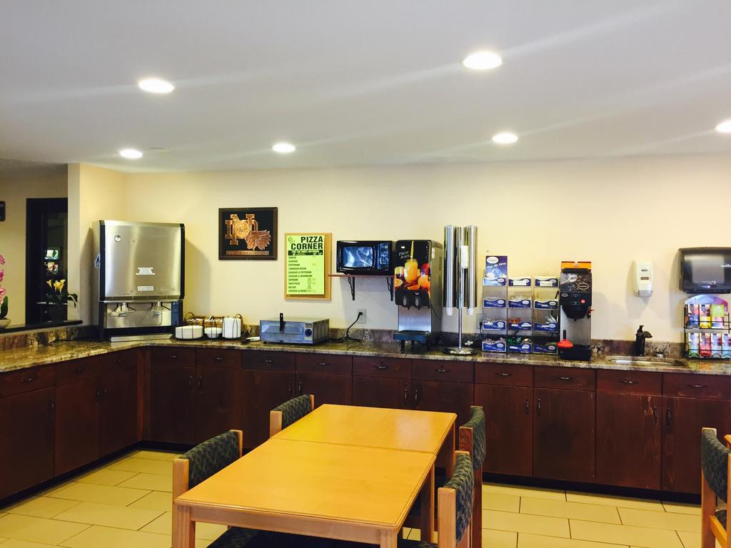 Americas Best Value Inn Grand Forks Exteriör bild