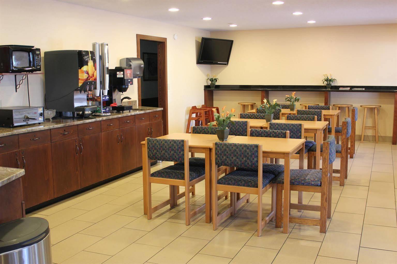 Americas Best Value Inn Grand Forks Restaurang bild