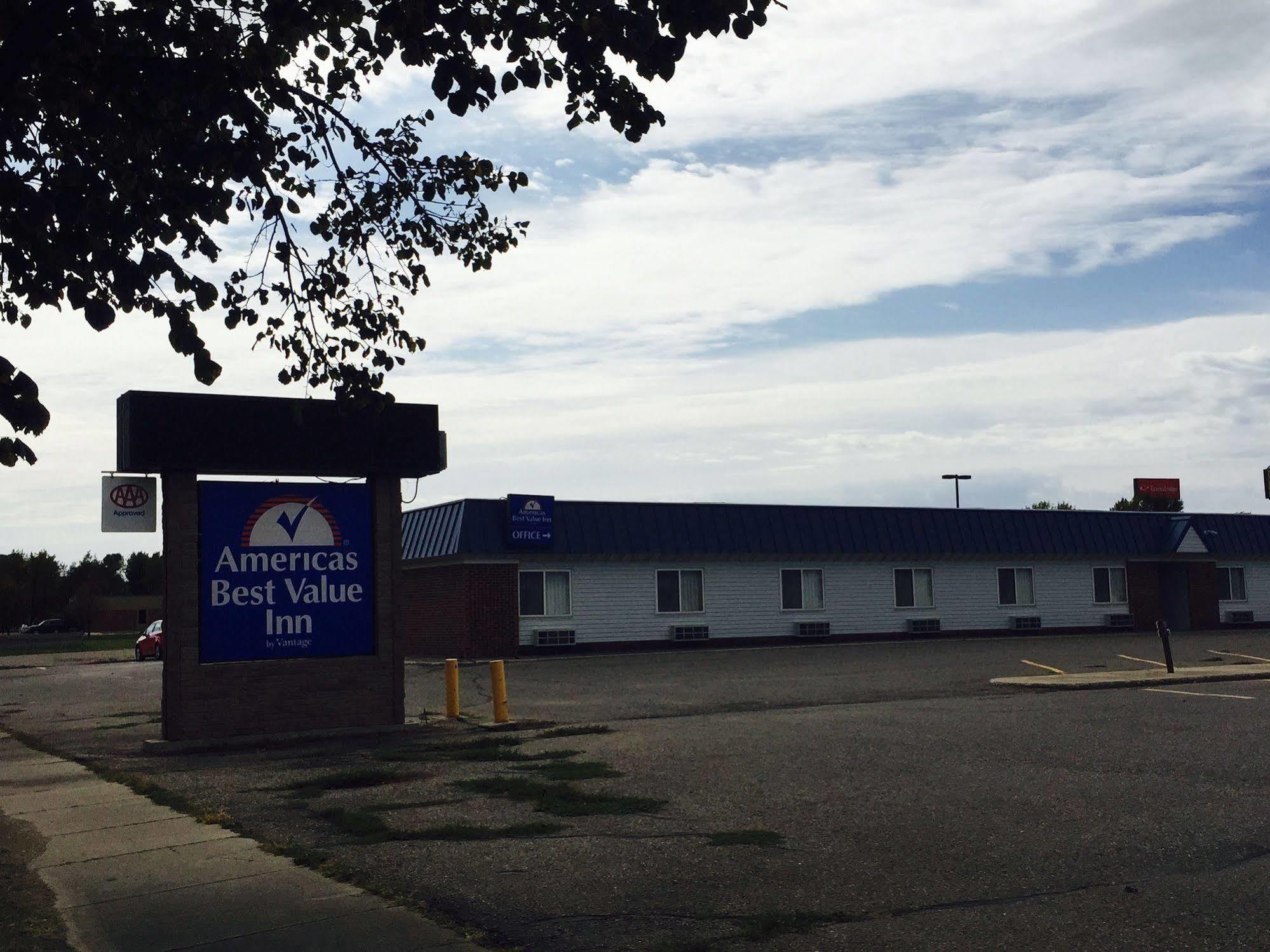 Americas Best Value Inn Grand Forks Exteriör bild